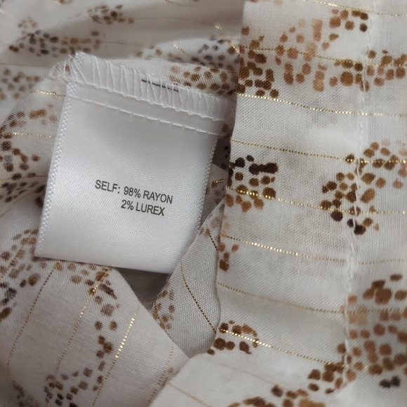 Jane + Delancey Top Women’s XL White Gold Blouse Jungle Leopard Button Up Shirt - Picture 7 of 12